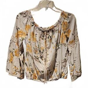 Free Kisses Cropped Cream Smocked Blouse with 3/4 Sleeves Size L